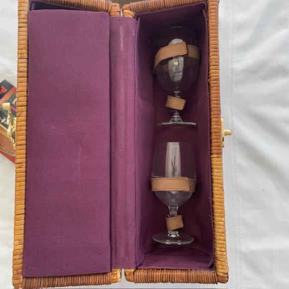 Bacchus Picnic Time Insulated Wicker Wine Basket Carrier Set with Strap - NWT - Picture 5 of 9